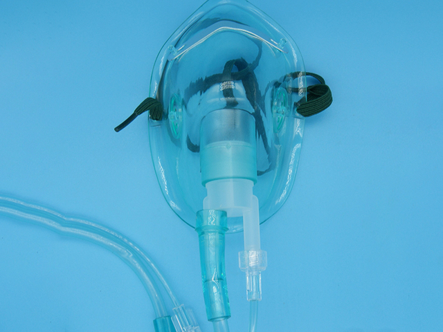 Oxygen Mask with End-Tidal CO2 Monitoring