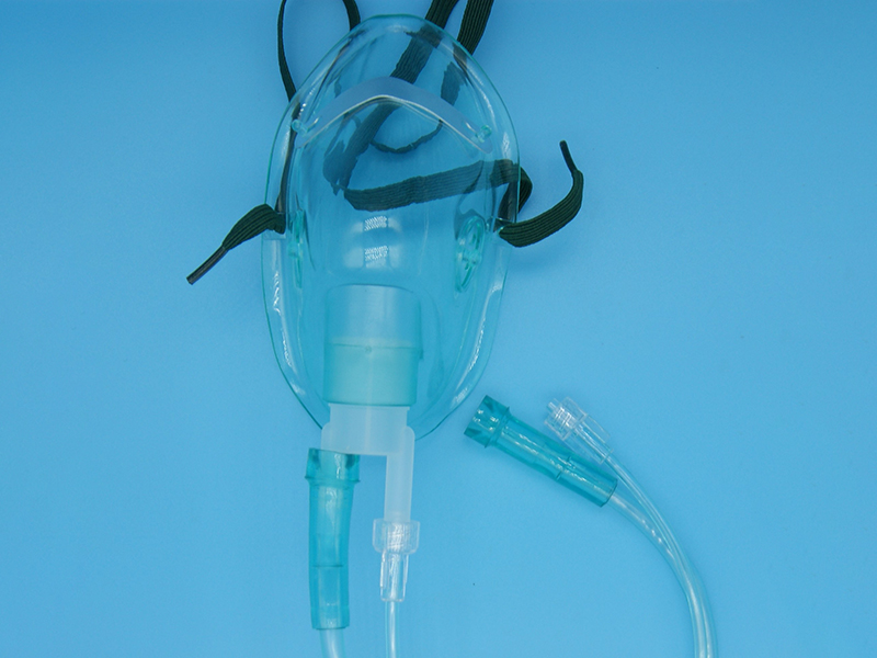 Oxygen Mask with End-Tidal CO2 Monitoring